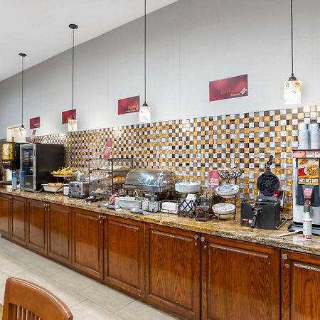 Best Western Plus Hobby Airport Inn And Suites Houston Buitenkant foto