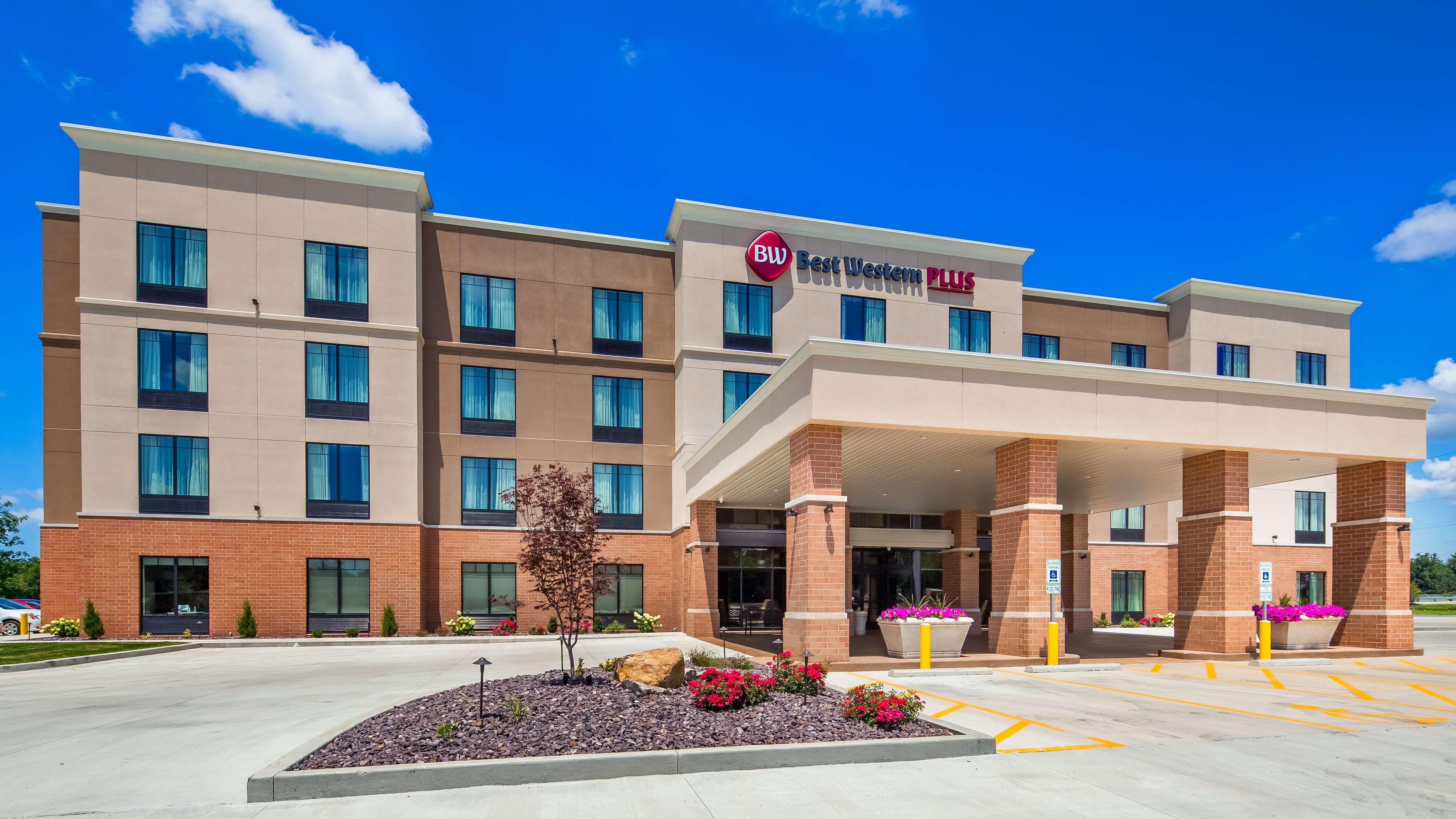 Best Western Plus Hobby Airport Inn And Suites Houston Buitenkant foto