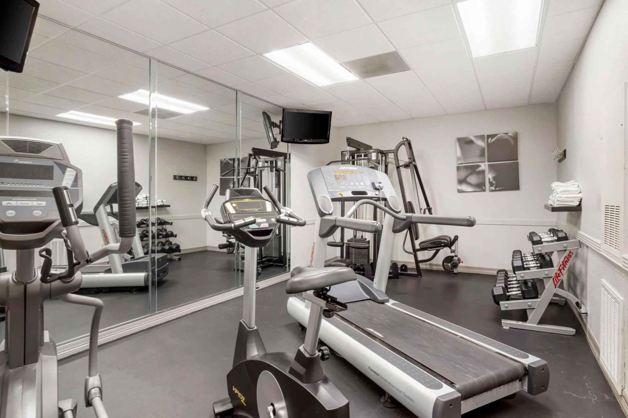 Best Western Plus Hobby Airport Inn And Suites Houston Buitenkant foto